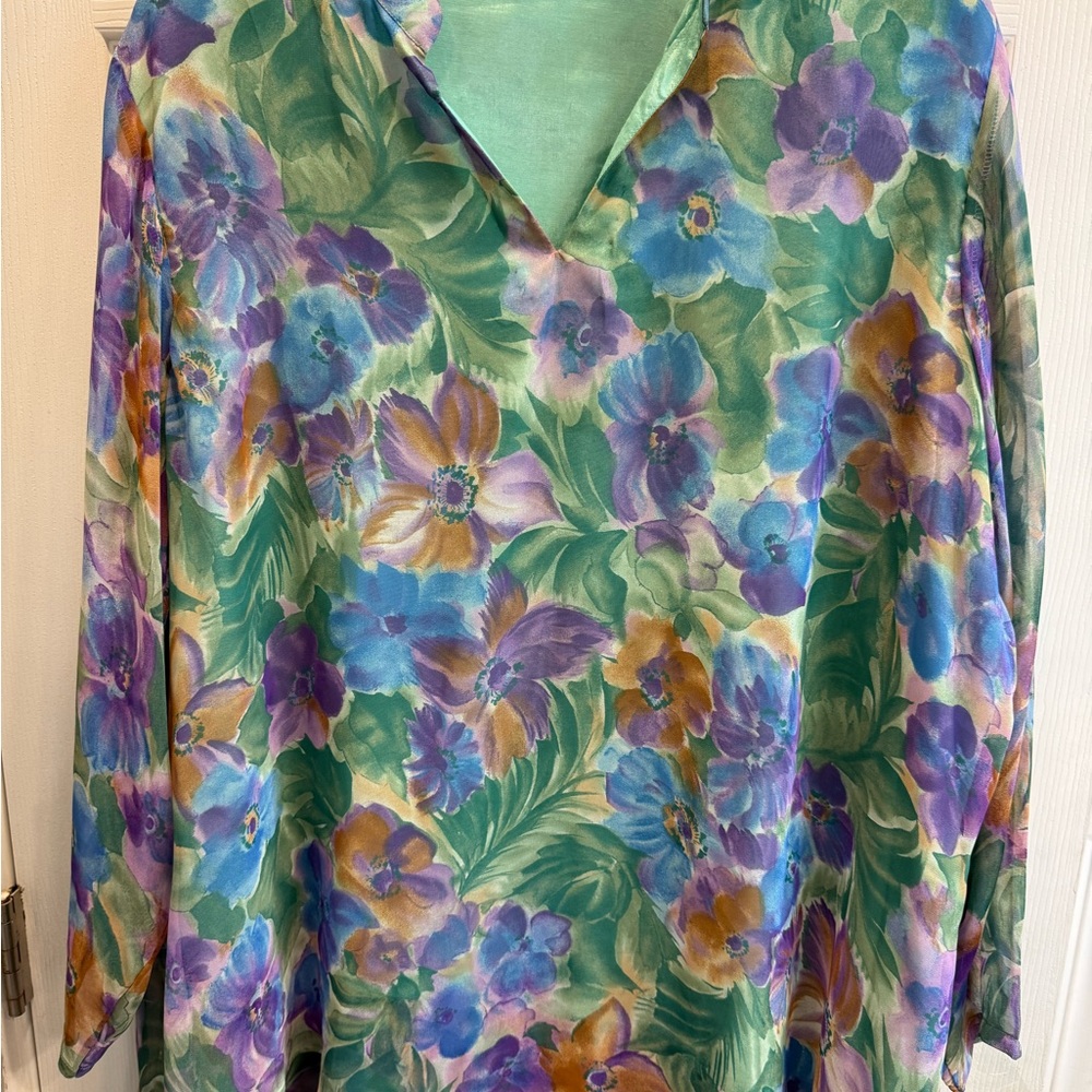 Vibrant Floral plus size boho style tunic top